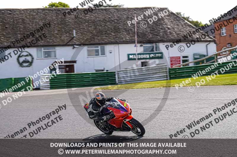 enduro digital images;event digital images;eventdigitalimages;mallory park;mallory park photographs;mallory park trackday;mallory park trackday photographs;no limits trackdays;peter wileman photography;racing digital images;trackday digital images;trackday photos